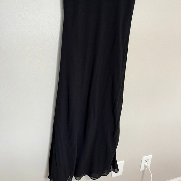 Donna Ricco Black Long Straight Maxi Dress with Flutter Sleeves Size 10P - Picture 3 of 9